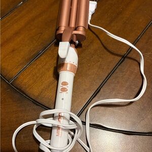 Conair double ceramic 3 barrel curling iron white/rose